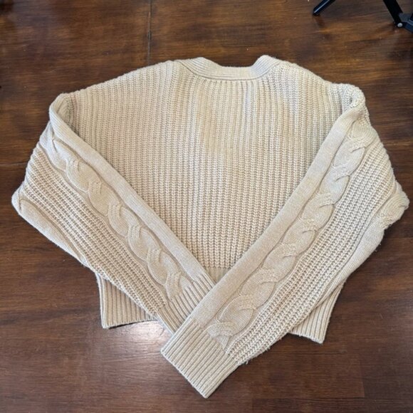 Love Tree Womens Cozy Cable Knit Crop Cardigan Sweater Medium Cream Cozy - Picture 1 of 11